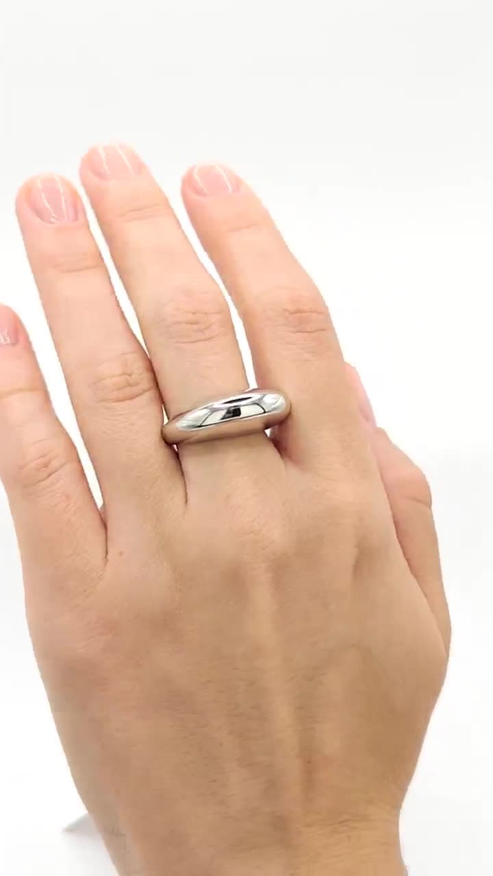 Серебряное кольцо