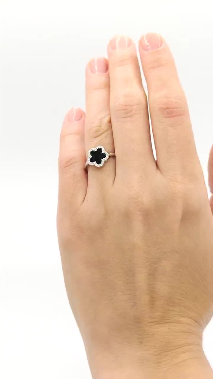 Серебряное кольцо